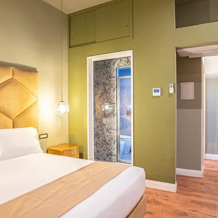 Navona Comfort Rooms-3